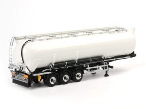 TANKER POWDER KIPPER 3 AXLE