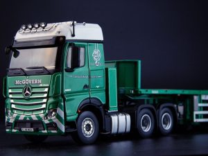 McGovern Mercedes-Benz Actros BigsSpace 6×4 med Nooteboom 6-axel Ballasttrailer