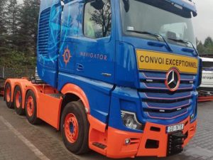 Navigator Transport; MERCEDES-BENZ ACTROS MP5 GIGA SPACE 8X4 INTER COMBI SCHEUERLE SET