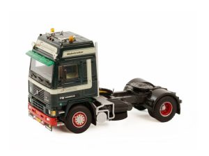 AH van Schie; VOLVO F12 GLOBETROTTER 4X2