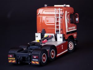 SCANIA XT MIDDLE ROOF 6X4 WITH NOOOTEBOOM MCOS 4-AXLE SEMI LOW LOADER WITH RAMPS