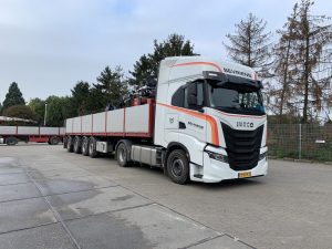 SEVRIENS; IVECO S-WAY AS HIGH 4X2 BRICK TRAILER – 3 AXLE