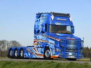 Molanders Transport AB Scania Torped 8X2 Kroksystem med asfalt Container