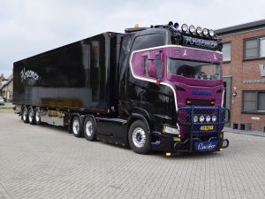 DE STEENBURGER TRANSPORT; SCANIA S HIGHLINE CS20H ​​6X2 TAGAXLE REEFFER TRAILER - 3 AXLAR