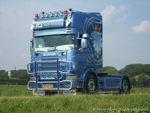 SNEEPELS TRANSPORT; SCANIA R4 TOPLINE 4X2