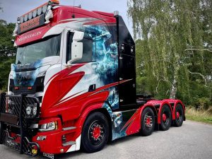 TAPANI TRUCKING  SCANIA S730 HIGH ROOF 8X4