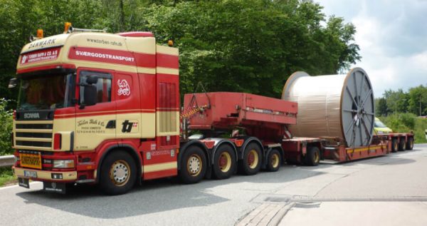 TORBEN RAFN; SCANIA R4 TOPLINE 8X2 ADD ON AXLE INTER COMBI SCHEUERLE SET