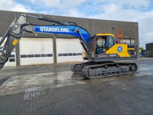 STANGELAND; VOLVO EC220D