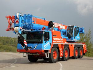 JAROMIN; LIEBHERR LTM 1090-4.2