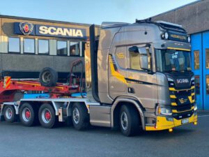 VASSBAKK & STOL; SCANIA R HIGHLINE CR20H 8X4 ADD ON AXLE