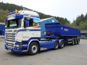 MYDLAND; SCANIA STREAMLINE HIGHLINE 6X4 HALF PIPE TIPPER TRAILER – 3 AXLE