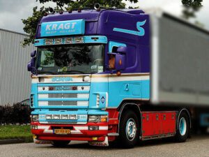 TVINGA; SCANIA R4 TOPLINE 4X2