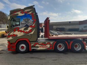 MIDTSTOL; SCANIA CS20H 6X4 FLATBED TRAILER – 3 AXLE