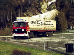 VAN LOKEREN; SCANIA 1 SERIES 4X2 CLASSIC CURTAINSIDE TRAILER – 3 AXLE