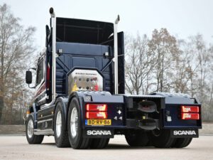 BEEKMAN TRANSPORT APELDOORN; SCANIA 3 SERIES TORPEDO 6X2 TAG AXLE