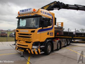 KTF HARLINGEN; SCANIA STREAMLINE HIGHLINE 8X4 WITH PALFINGER PK 92002 SH