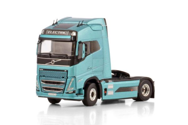 PREMIUM LINE; VOLVO FH5 GLOBETROTTER ELECTRIC 4X2