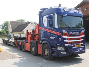 STEPHEN DIXEN; SCANIA R NORMAL CR20N 8X4 WITH FASSI 1100 + JIB