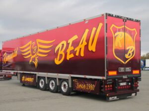 TRANSPORT BEAU (LAMBERET); KYLLARTRAILER – 3 AXLAR