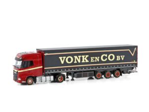 VONK & CO; DAF XG+ 4X2 CURTAINSIDE TRAILER – 3 AXLE
