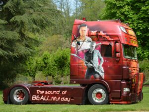 TRANSPORTER BEAU; DAF XF 105 SUPER SPACE CAB 4X2