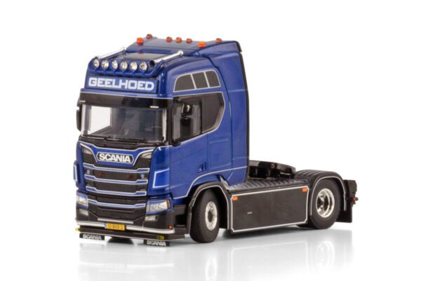 Geelhoed; SCANIA R HIGHLINE CR20H 4X2