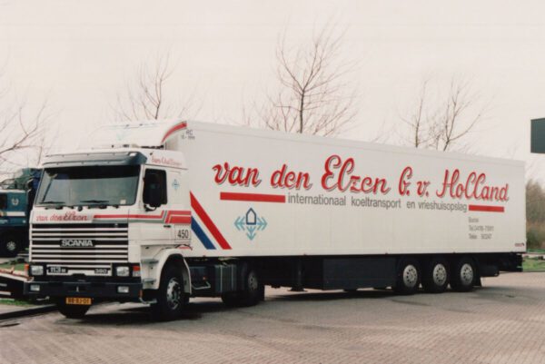 Van den Elzen; SCANIA 3 SERIES 4X2 REEFER TRAILER - 3 AXLE