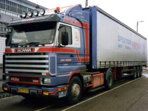 Klaus Bonding; SCANIA 3 SERIES STREAMLINE 4X2 CURTAINSIDE TRAILER - 3 AXLE