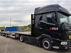 Mega Transport; DAF XG+ 4X2 FLATBED MEGA TRAILER – 3 AXLE