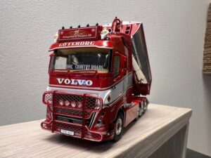 JH Entreprenad &Transport; VOLVO FH5 GLOBETROTTER 8×4 HOOKLIFT + HOOKLIFT CONTAINER ASPHALT